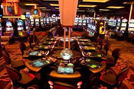 739 bet Sportsbook မိုဘိုင်း APP ဖြင့် လောင်းကစားနေသော မြင်ကွင်း